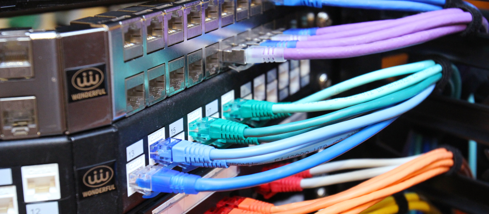 【iThome 2015年CIO大調查(上)】網通採購動向分析 | iThome